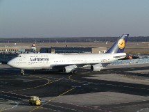 Avec six vols par semaine, Lufthansa sera la première compagnie d’Europe Occidentale à opérer fréquemment une liaison vers le cœur industriel de l’Ukraine. Avec six vols par semaine, Lufthansa sera la première compagnie d’Europe Occidentale à opérer fréquemment une liaison vers le cœur industriel de l’Ukraine.