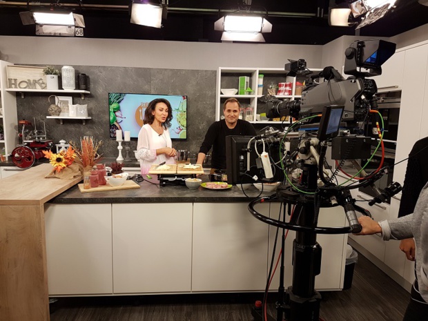 Les studios de la chaîne Sonnenklar.TV au siège de FTI Group à Munich en Allemagne - Photo CE