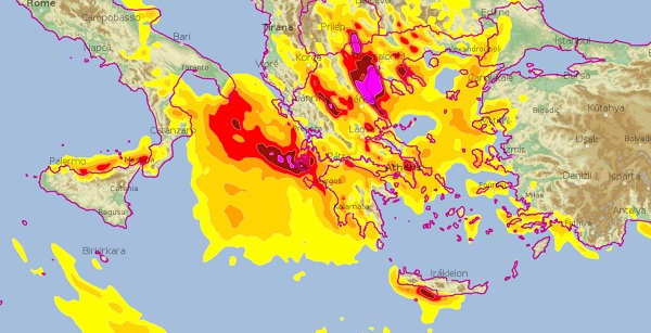 Les précipitations sont conséquentes en Grèce ces derniers jours, il est important de se renseigner sur l'évolution de la situation avant de se rendre sur place - Crédit photo : Météo-France