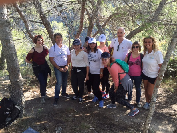 Le groupe d'agents de voyages après la randonnée dans la Sierra. DR JP C