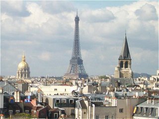 Le Holiday Inn Paris-Notre Dame dispose d'une terrasse panoramique