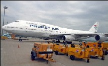 Phuket Air est une des 6 compagnies interdites par la Dga française. De leur côté les belges en ont interdit 9 et on attend le 1er septembre les noms publiés par la Suisse. Phuket Air est une des 6 compagnies interdites par la Dga française. De leur côté les belges en ont interdit 9 et on attend le 1er septembre les noms publiés par la Suisse.