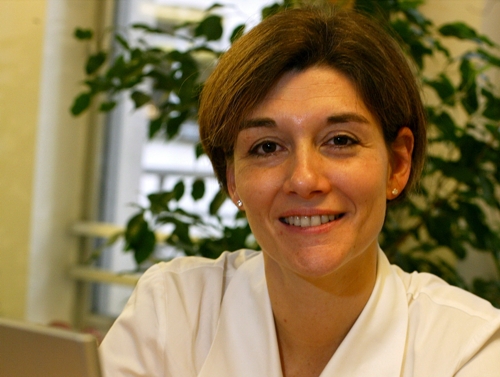 ''Nous allons déployer prochainement auprès de nos agences à travers le portail MySabre le nouvel environnement Rail grâce aux Webservices de la SNCF et qui offrira des fonctionnalités beaucoup plus larges et des recherches simplifiés.'' ''Nous allons déployer prochainement auprès de nos agences à travers le portail MySabre le nouvel environnement Rail grâce aux Webservices de la SNCF et qui offrira des fonctionnalités beaucoup plus larges et des recherches simplifiés.''