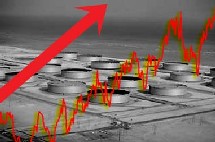 le prix du gallon d'essence a été augmenté de 1,5 dirham (0,408 dollar) pour passer à entre 6,25 et 6,75 dirhams (environ 1,71 dollar) et celui du diesel de 1,4 dirham pour passer à 7,70 dirhams (1, 73 dollar).