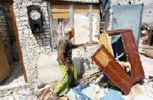 70 maisons entièrement réparées et 3 autres reconstruites 70 maisons entièrement réparées et 3 autres reconstruites