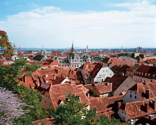 Le centre historique de la ville de Graz, seconde du pays. Le centre historique de la ville de Graz, seconde du pays.
