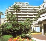 L’hôtel Gray d’Albion de Cannes ferme ses portes le 18 novembre 2005.
