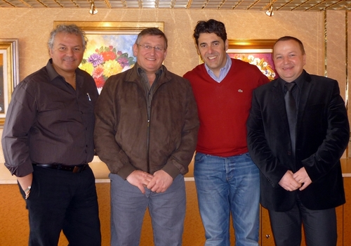 (de gche à dte) Thierry Schidler co-président de la Commission Tourisme de la FNTV (ex SNET), Michel Seyt, co-président de la Commission et président de la FNTV, Christian Schmitter directeur de CroisiEurope et Paul Royer, directeur du 15e Printemps (de gche à dte) Thierry Schidler co-président de la Commission Tourisme de la FNTV (ex SNET), Michel Seyt, co-président de la Commission et président de la FNTV, Christian Schmitter directeur de CroisiEurope et Paul Royer, directeur du 15e Printemps