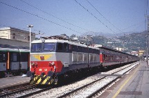 Le Paris Vintimille a été retardé de 4 heures suite à une attaque de parasites dans un des wagons. Le Paris Vintimille a été retardé de 4 heures suite à une attaque de parasites dans un des wagons.