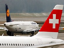 Swiss vient de recevoir une fonction claire: servir en priorité les intérêts de Lufthansa. Swiss vient de recevoir une fonction claire: servir en priorité les intérêts de Lufthansa.