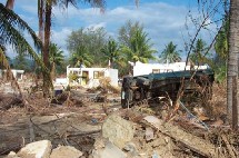 Le 26 décembre 2004, une vague de 9 à 10 mètres envahissait la plage de Khao Lak sur laquelle se trouvait implanté l'hôtel Sofitel Magic Lagoon.