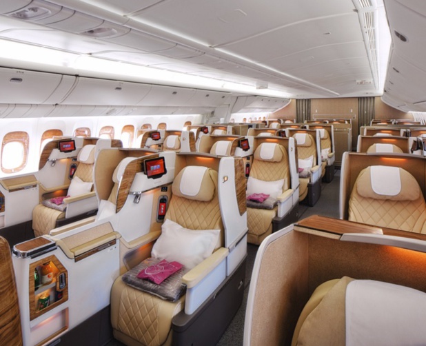 L'appareil accueillera 38 sièges-lits en classe affaires et 264 sièges spacieux en classe économique - Emirates airline (@emirates) _ Twitter L'appareil accueillera 38 sièges-lits en classe affaires et 264 sièges spacieux en classe économique - Emirates airline (@emirates) _ Twitter