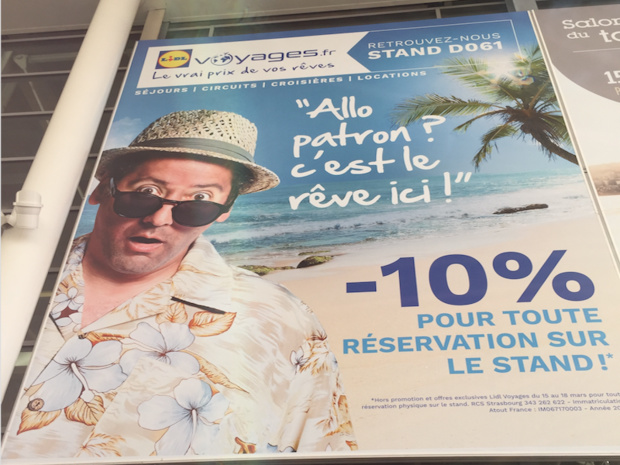 A l'entrée du Salon mondial du tourisme, jeudi 15 mars à Paris-Porte de Versailles © PG TM A l'entrée du Salon mondial du tourisme, jeudi 15 mars à Paris-Porte de Versailles © PG TM