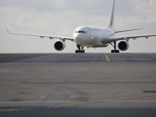 Frais GDS : il ne s’agit, ni plus ni moins, qu’un règlement de compte digne de OK Corral entre le GDS et le transporteur. Et, au jeu du crétin, on ne sait toujours pas qui va gagner. - Photo Air France