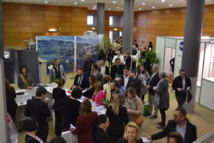 Les visiteurs à l'entrée du salon - MB