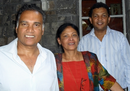 Karl Mootoosamy, directeur du MTPA (gche) avec Roselyne Hauchler et Robert Desvaux, Chairman Karl Mootoosamy, directeur du MTPA (gche) avec Roselyne Hauchler et Robert Desvaux, Chairman