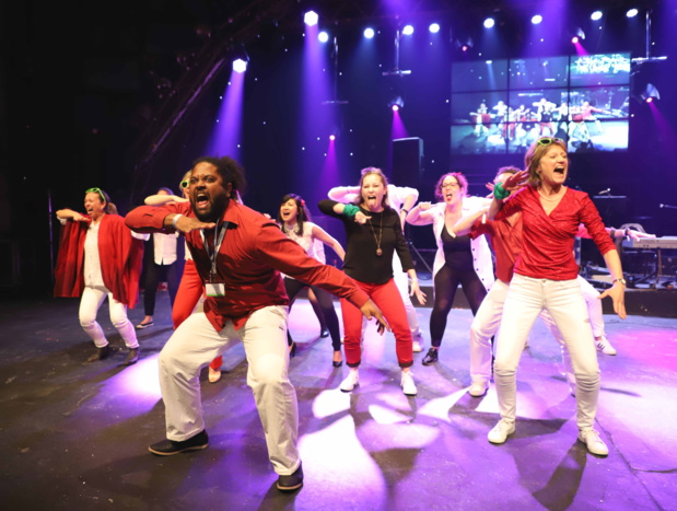 L'équipe La Canée et son "haka" © L. Medina L'équipe La Canée et son "haka" © L. Medina