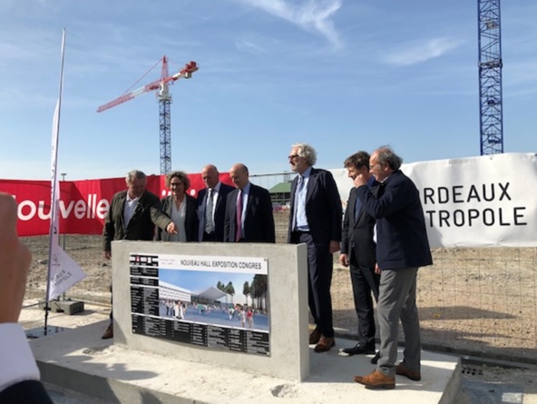 Pose de la première du nouveau hall d'expositions et de congrès de Bordeaux - Photo DR