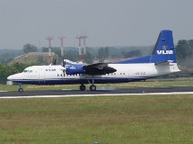 Dès le 3 octobre 2005, la petit compagnie régional belge VLM Airlines va proposer un nouveau vol quotidien aller-retour entre Anvers et Jersey via London City. Dès le 3 octobre 2005, la petit compagnie régional belge VLM Airlines va proposer un nouveau vol quotidien aller-retour entre Anvers et Jersey via London City.