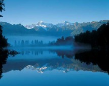 Les paysages sauvages de Nouvelle Zélande attirent sans cesse d'avantage de touristes chinois. Les paysages sauvages de Nouvelle Zélande attirent sans cesse d'avantage de touristes chinois.