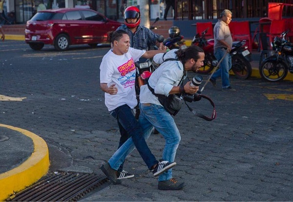 Les manifestations ont été sévèrement réprimandées au Nicaragua - Crédit photo : compte Twitter @JWB_9 Les manifestations ont été sévèrement réprimandées au Nicaragua - Crédit photo : compte Twitter @JWB_9