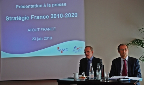 Tourisme français : est-il encore possible d’enrayer le déclin ? Tourisme français : est-il encore possible d’enrayer le déclin ?