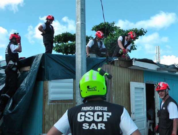 Les pompiers du GSCF lors de leur 3e mission à Saint Martin, après le passage de l'ouragan Irma - DR : Page Facebook GSCF