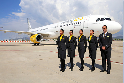 Vueling recrute des PNC basés sur Paris - DR Vueling Vueling recrute des PNC basés sur Paris - DR Vueling