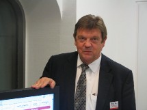 Pour Michel Yves Labbé, le succès de Durectours c'est d'avoir développé une vraie religion du produit. Pour Michel Yves Labbé, le succès de Durectours c'est d'avoir développé une vraie religion du produit.