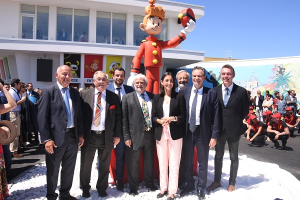 Les élus locaux lors de l'inauguration du parc Spirou le 1er juin 2018 - Crédit photo : Parc Spirou Les élus locaux lors de l'inauguration du parc Spirou le 1er juin 2018 - Crédit photo : Parc Spirou
