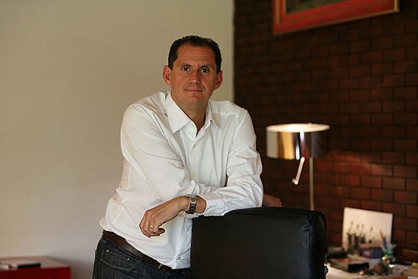 "Actuellement, Selectour est inexistant, voire même un nain sur internet, il faut investir sur ce canal" J-P Lorente (Bleu Voyages) - DR "Actuellement, Selectour est inexistant, voire même un nain sur internet, il faut investir sur ce canal" J-P Lorente (Bleu Voyages) - DR