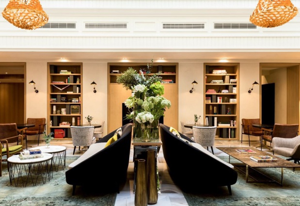 L’hôtel de 97 chambres mixe les éléments de décoration de style XVIIIe siècle avec un design plus contemporain - DR : Groupe Marriott L’hôtel de 97 chambres mixe les éléments de décoration de style XVIIIe siècle avec un design plus contemporain - DR : Groupe Marriott