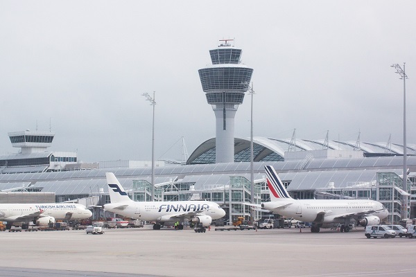 Contrôleurs aériens Marseille, de nombreux vols annulés les 23 et 24 juin 2018 - Crédit photo : Pixabay, libre pour usage commercial