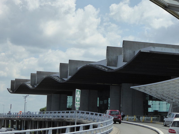 L'aeroport de Bordeaux Mérignac affiche des réssultats positifs - crédit photo : Ardfern wikicommons