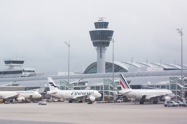 Aérien : un avion de ligne disparaît des radars au-dessus de Brest