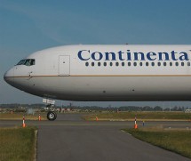 Continental Airlines renoue avec les profits malgré une facture pétrolière qui s’élève à 684 millions de dollars, en augmentation de 65,2% par rapport à la même période l’année dernière.