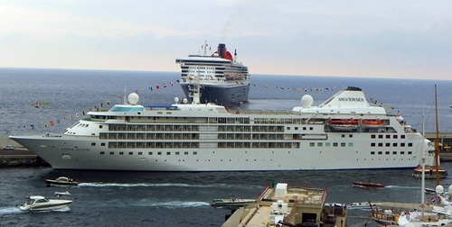 Seul handicap pour que la Côte d’azur affirme sa place sur la croisière : l’absence de quais d’accueil comme à Gênes ou Marseille...