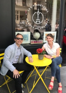 Jérôme Balandraud et Stéphanie, son bras droit - DR : Les Planeteurs