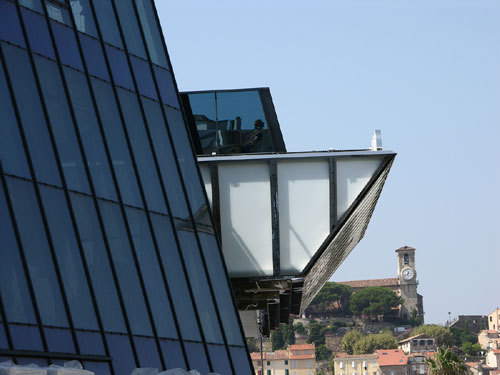 Cannes : nouvelle façade pour le Palais des Festivals