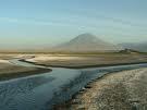 Le lac Natron, aujourd'hui difficile d'accès