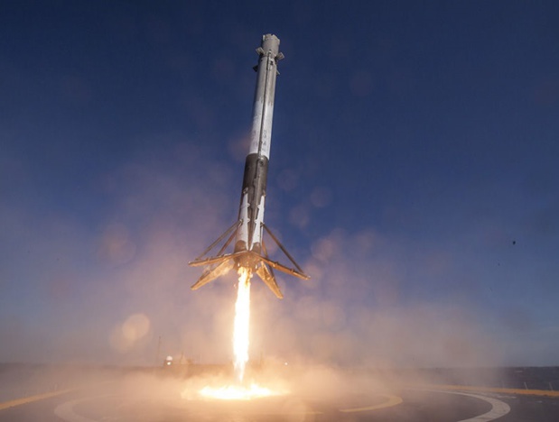 La date du 30 mars 2018 est une première historique, lorsque la société américaine SpaceX a lancé une fusée déjà utilisée et est parvenue une nouvelle fois à en récupérer le premier étage, ouvrant ainsi la voie à une possible troisième utilisation - DR : SpaceX