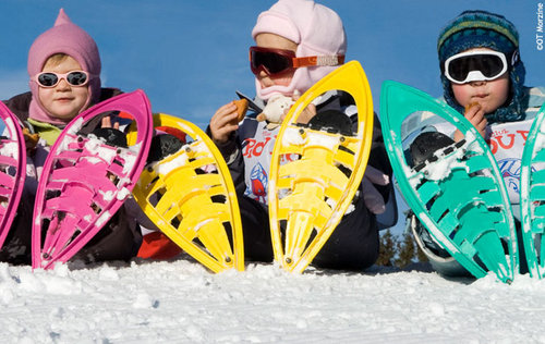 Chez Touristra Vacances, les randonnées en raquette font fureur, chez les petits comme chez les grands ! Chez Touristra Vacances, les randonnées en raquette font fureur, chez les petits comme chez les grands !