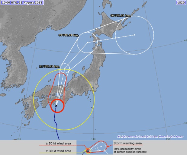 Le Japon attend le typhon cimaron