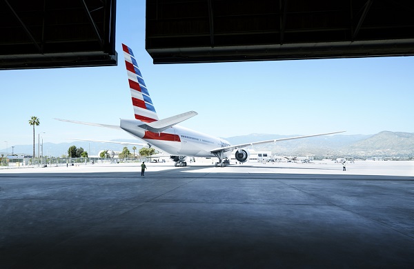 En raison de l'inflation des prix du carburant American Airlines supprime des vols - Crédit photo : AA