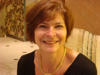 En France, c’est donc l’équipe de Michèle Bernard qui est en charge de ce produit depuis le mois de mai dernier. En France, c’est donc l’équipe de Michèle Bernard qui est en charge de ce produit depuis le mois de mai dernier.