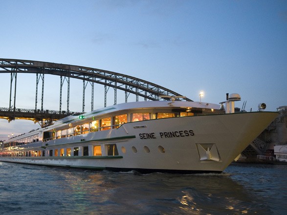 Le MS Seine Princesse de CroisiEurope affiche les 3e rencontres de l'afst du 4 au 8 novembre 2018 - crédit photo : afst Le MS Seine Princesse de CroisiEurope affiche les 3e rencontres de l'afst du 4 au 8 novembre 2018 - crédit photo : afst