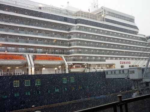 Sous le soleil des Caraïbes ou la neige de Cherbourg, le QE est toujours aussi magique... Sous le soleil des Caraïbes ou la neige de Cherbourg, le QE est toujours aussi magique...