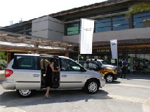 Aéroport Toulon-Hyères vise 650 000 passagers en 2006 Aéroport Toulon-Hyères vise 650 000 passagers en 2006