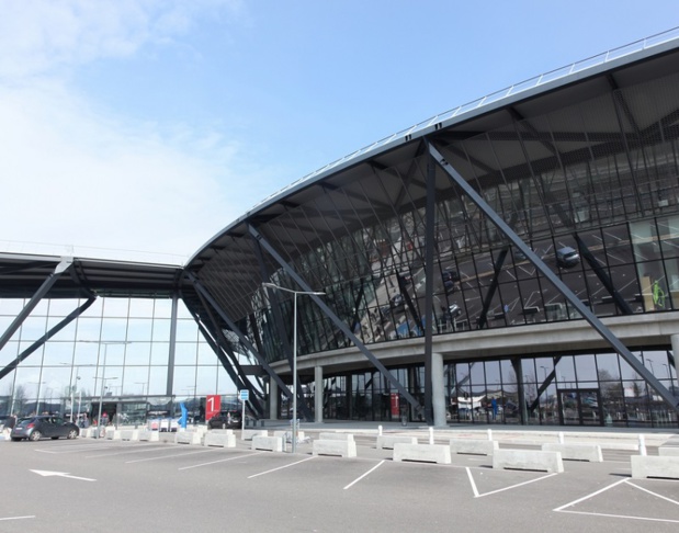 Aéroport Lyon-Saint Exupéry : trafic interrompu jusqu'à 18h lundi