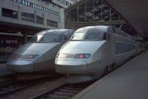 SNCF : 2 TGV sur 3 en moyenne ce mercredi SNCF : 2 TGV sur 3 en moyenne ce mercredi